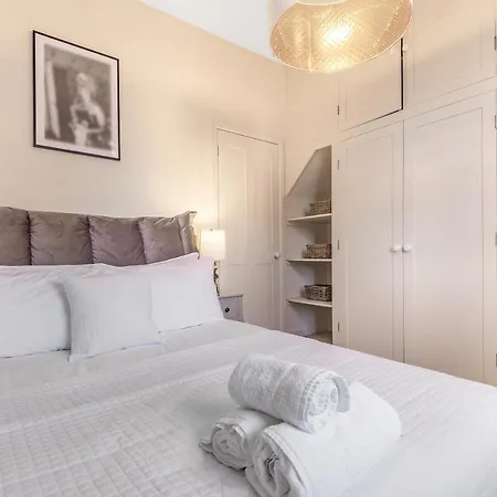 Chester City Centre Cottage, Sleeps 6 With Free Parking Exterior photo