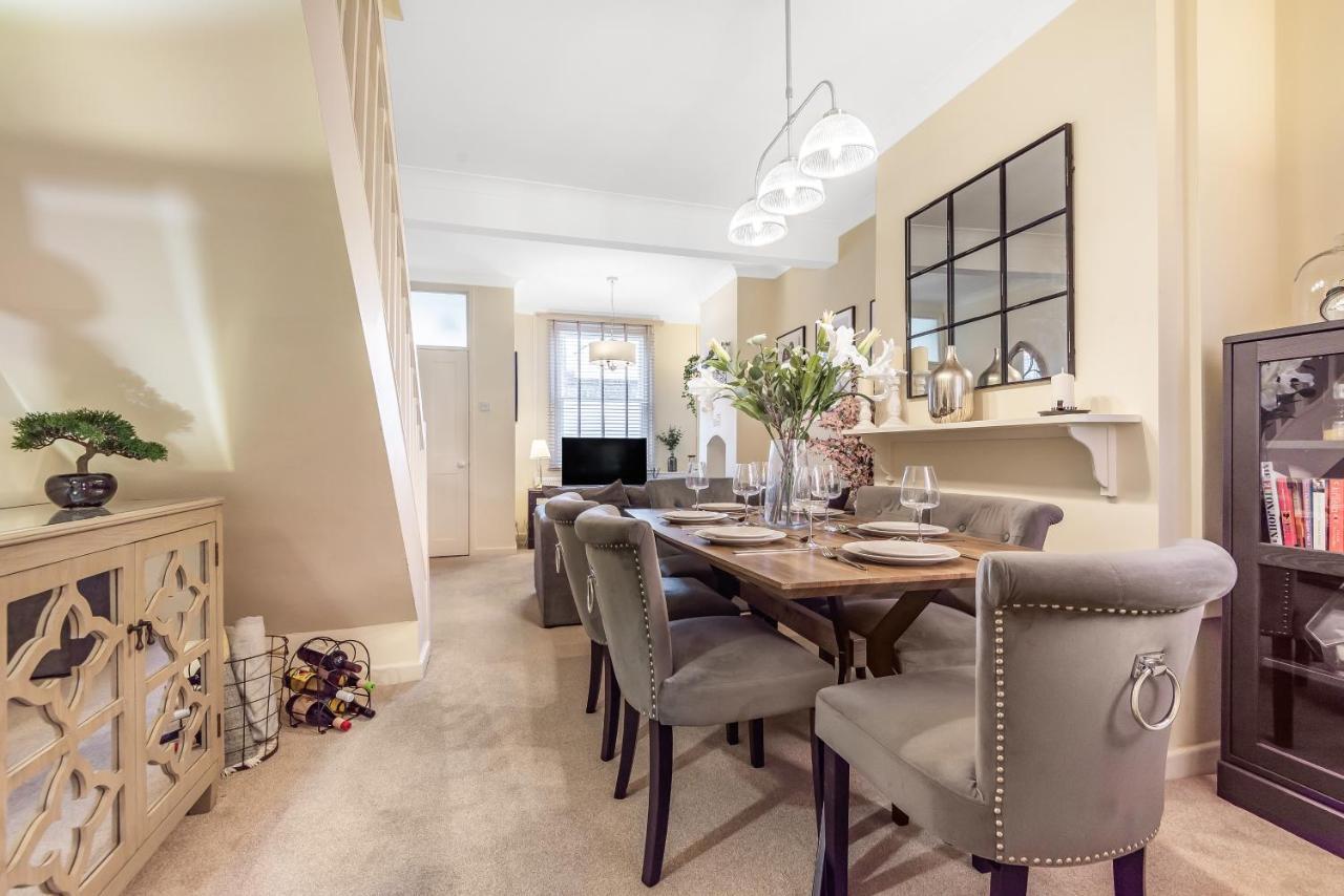 Centre Cottage, Sleeps 6 With Free Parking Chester