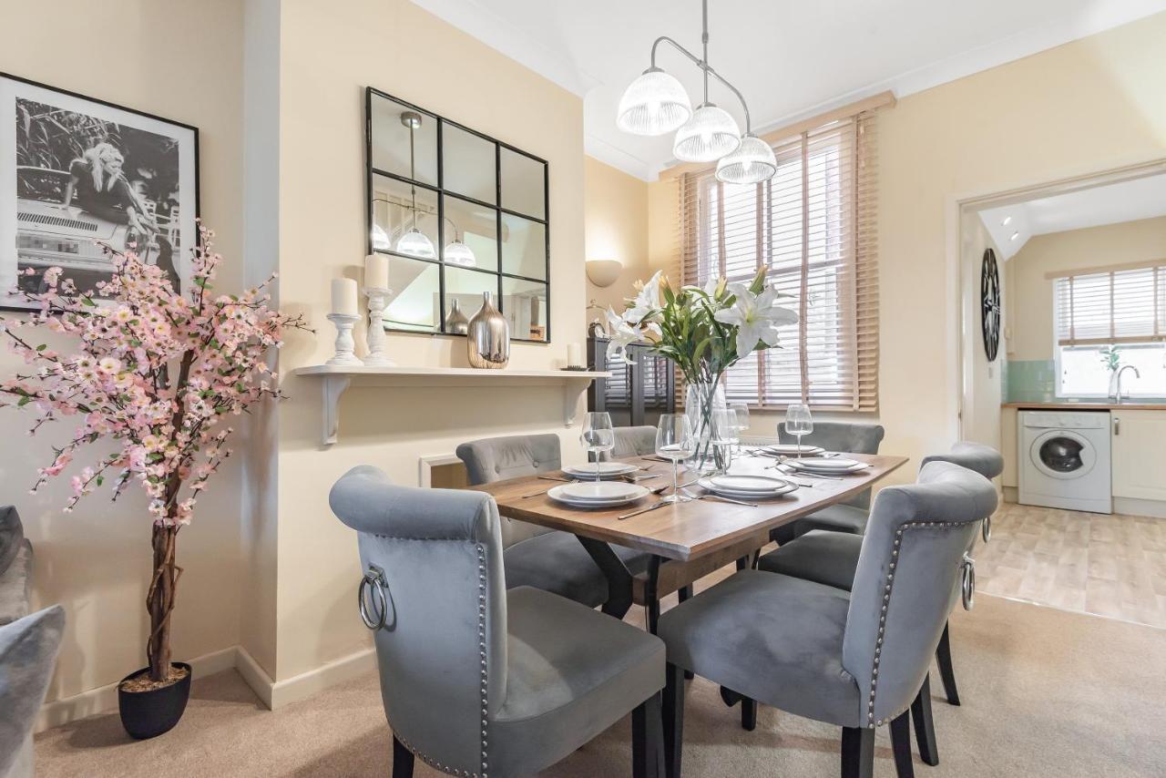 Centre Cottage, Sleeps 6 With Free Parking Chester